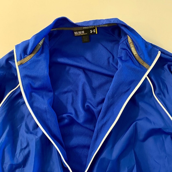 UNDER ARMOUR WINDBREAKER JACKET - Picture 3 of 4